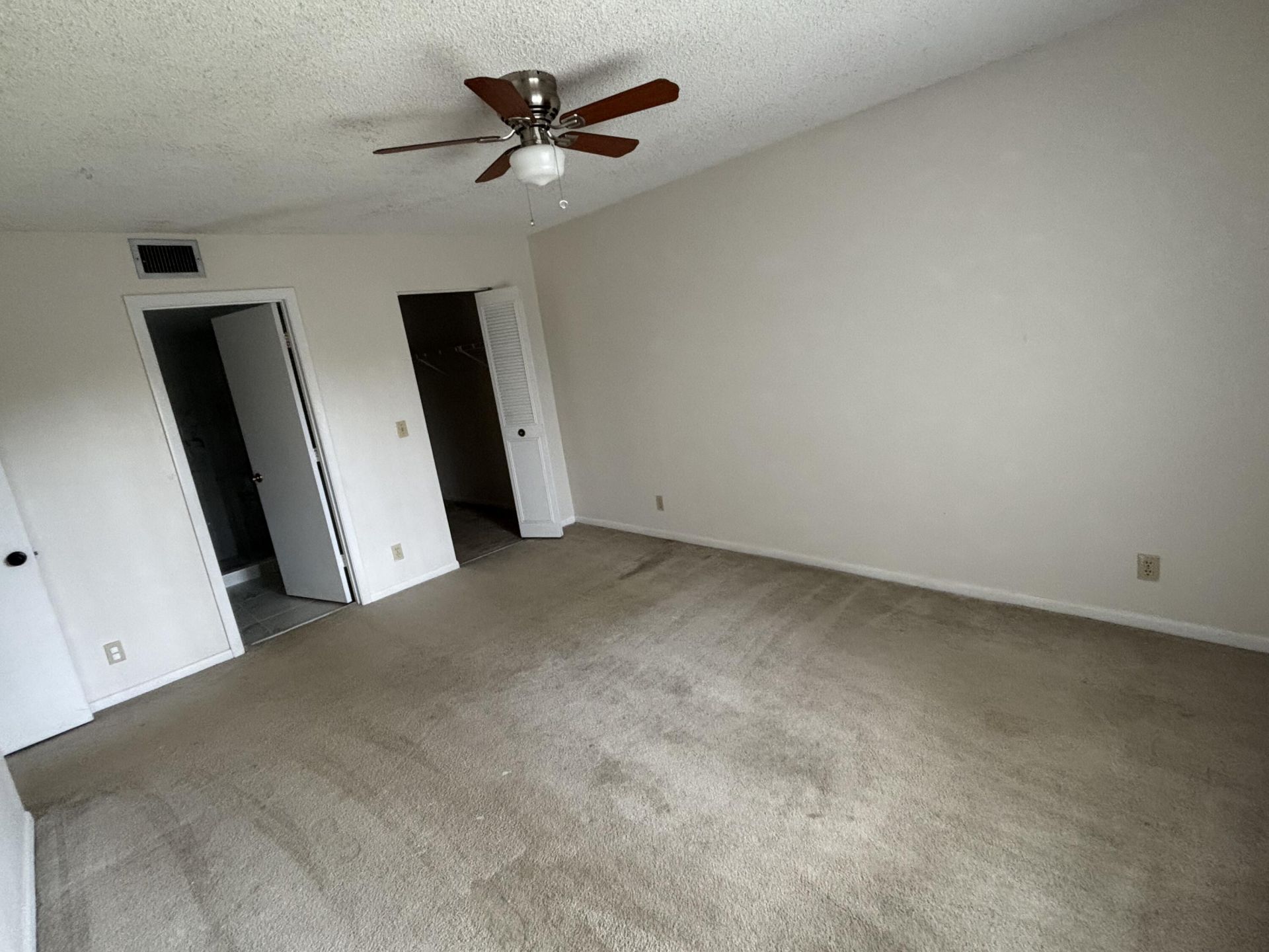 724 Sunny Pine Way, Unit D2, Greenacres, FL 33415 Photo