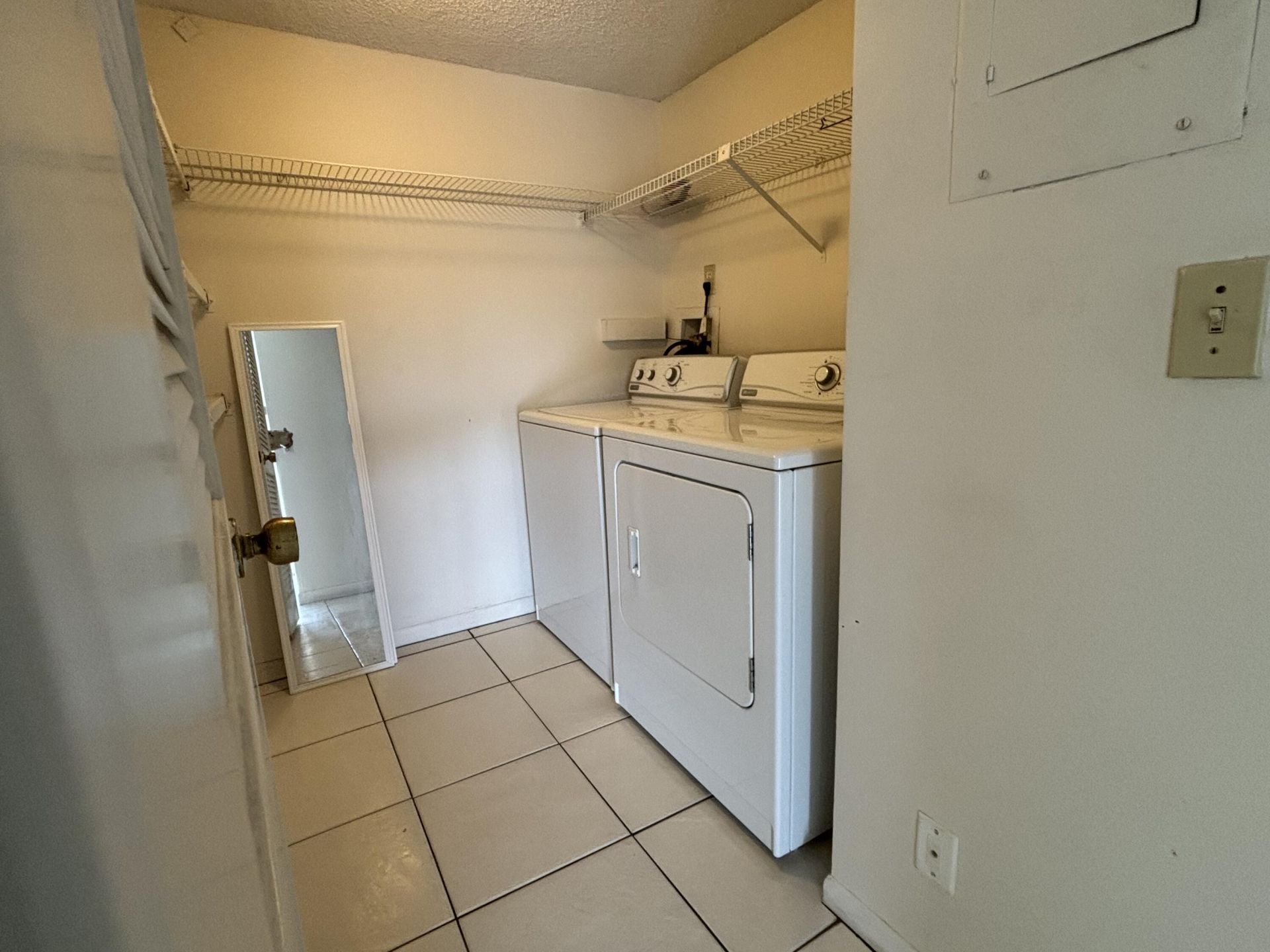 724 Sunny Pine Way, Unit D2, Greenacres, FL 33415 Photo
