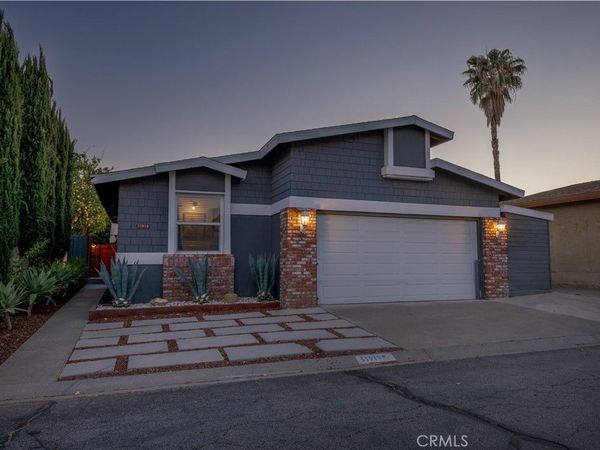 31919 Cinnabar, Castaic, CA 91384