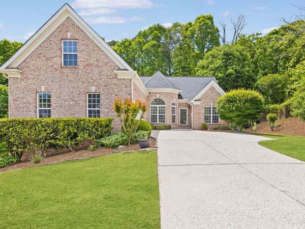 1570 Brooks Pointe Circle, Lawrenceville, GA 30045