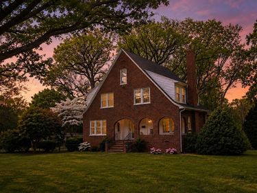 557 S ELLISON LN, WAYNESBORO, VA 22980