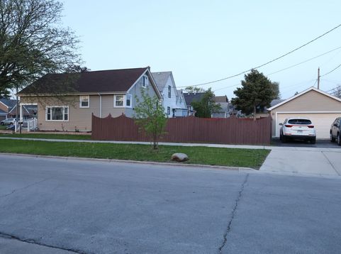 Main Photo