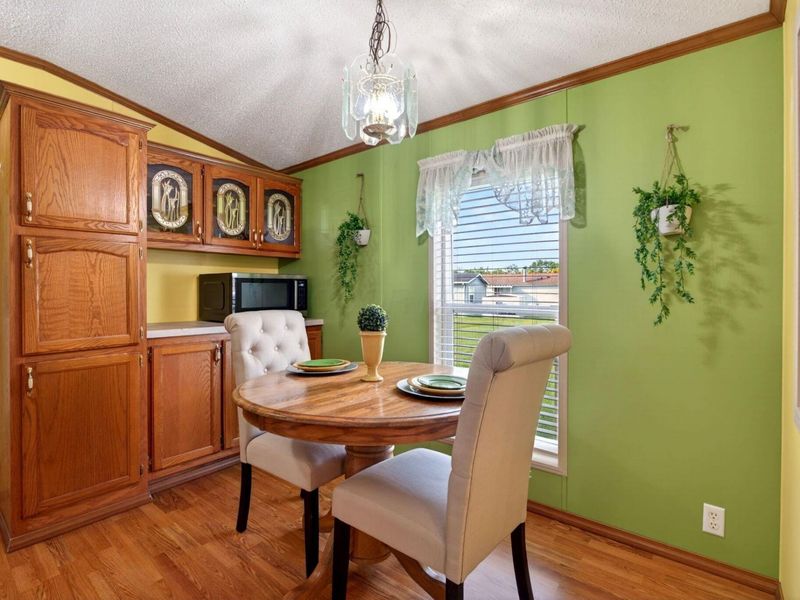 12245 Rhonda Drive, Medway, OH 45341 Photo 9