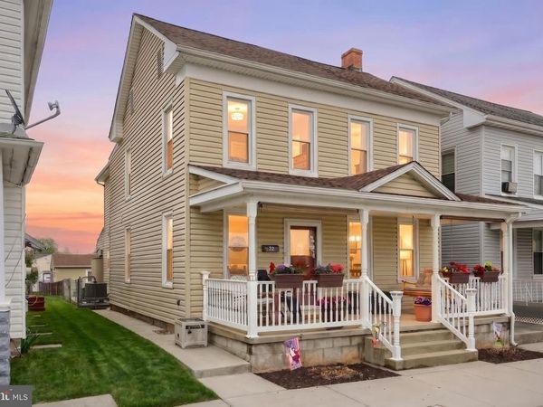 22 N 4TH STREET, MC SHERRYSTOWN, PA 17344