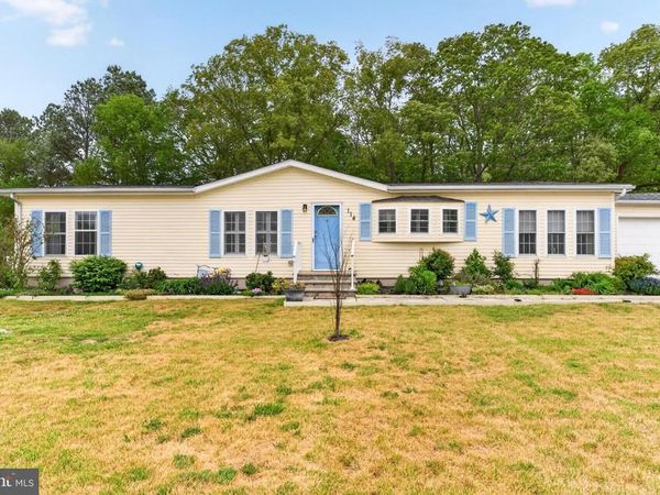 114 E HOLLY DRIVE, LINCOLN, DE 19960