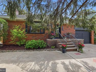 7702 CHELTENHAM AVENUE, WYNDMOOR, PA 19038