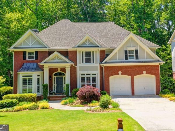6032 Thunder Woods Trail, Sugar Hill, GA 30518
