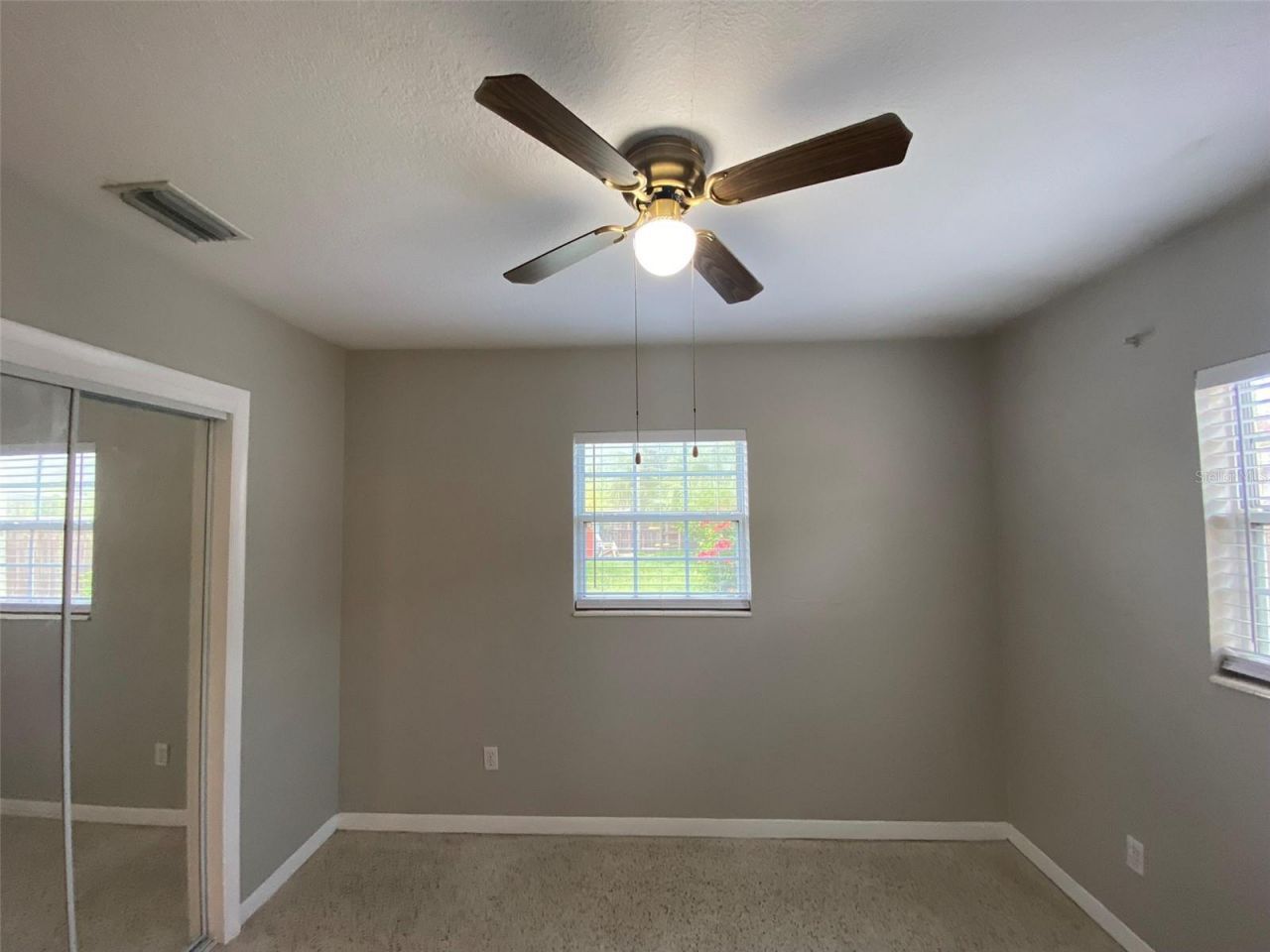 5545 3rd Ave N, Saint Petersburg, FL 33710 Photo