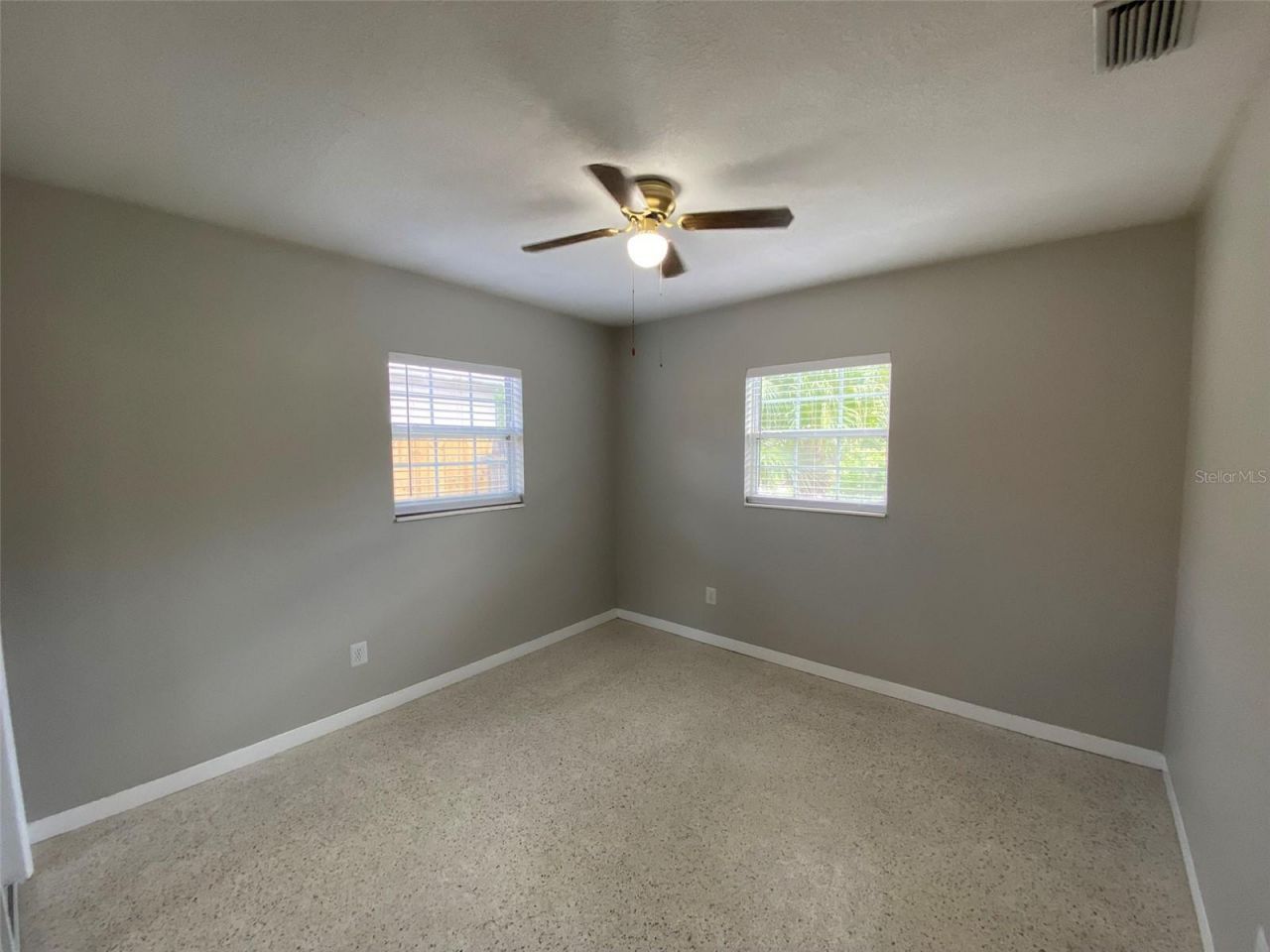 5545 3rd Ave N, Saint Petersburg, FL 33710 Photo