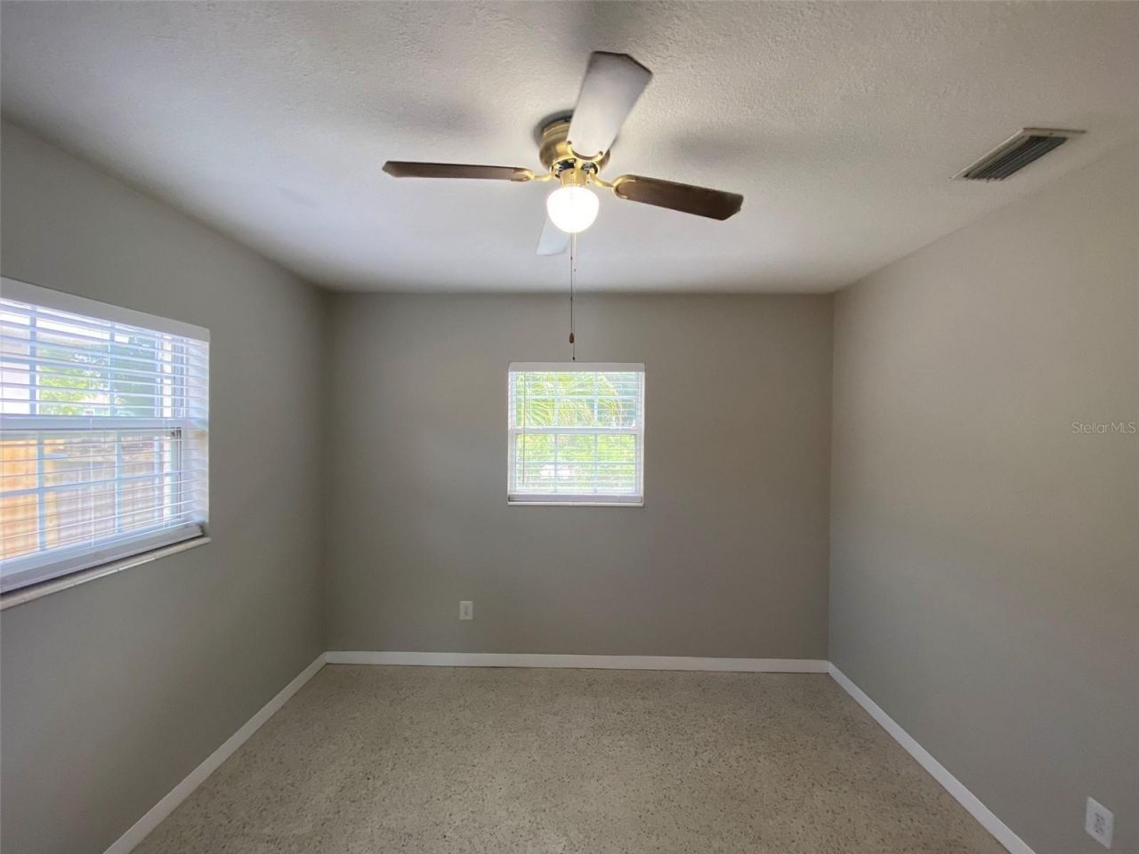 5545 3rd Ave N, Saint Petersburg, FL 33710 Photo