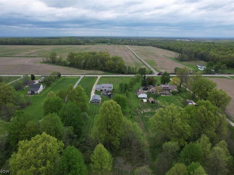 12555 Akron Canfield Road, North Jackson, OH 44451 Photo 3