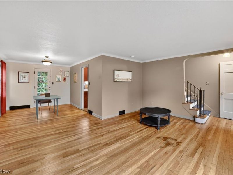 1139 Castleton Road, Cleveland Heights, OH 44121 Photo 4