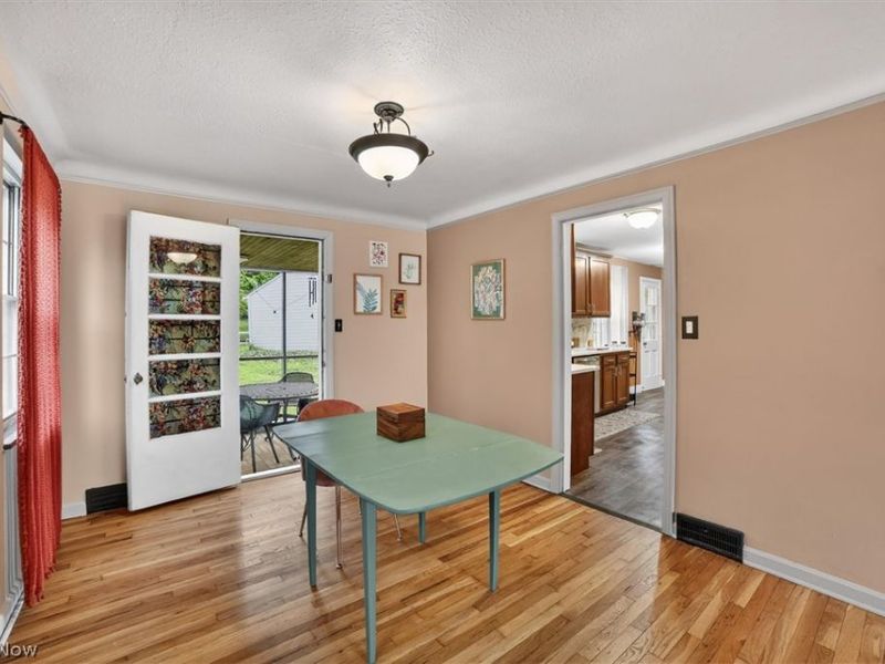 1139 Castleton Road, Cleveland Heights, OH 44121 Photo 5