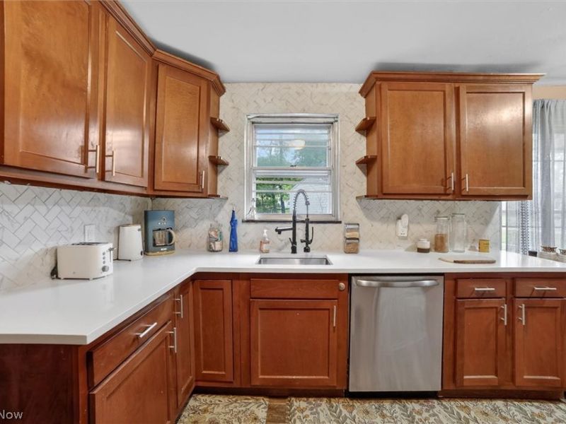 1139 Castleton Road, Cleveland Heights, OH 44121 Photo 9
