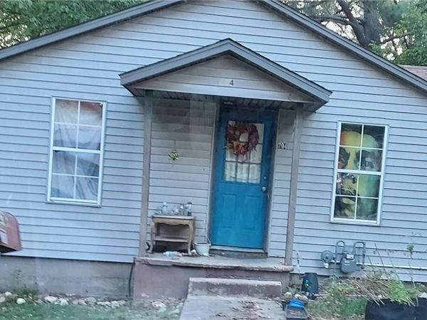 704 S Ash Street, Harrison, AR 72601