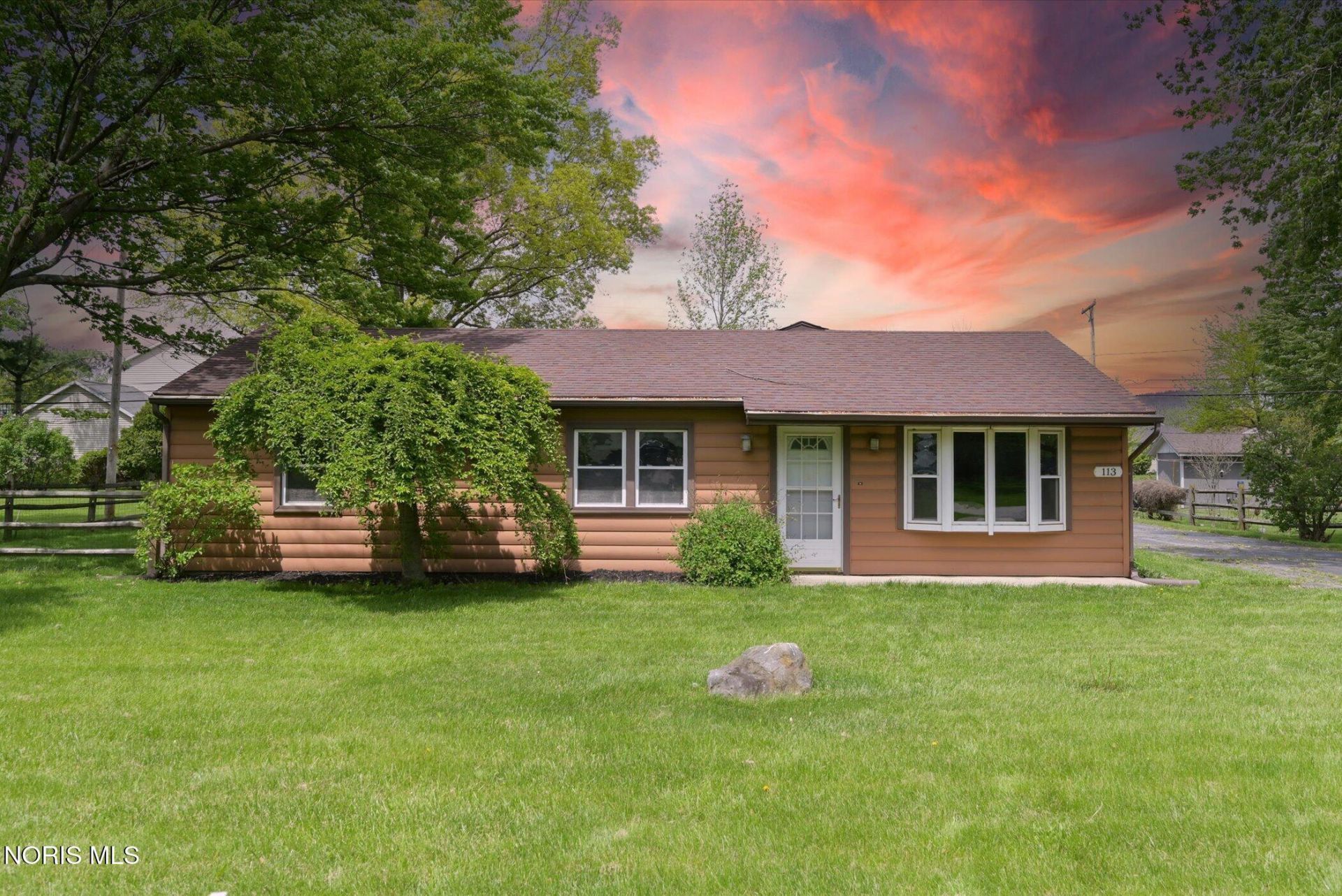 113 Heilman Avenue, Perrysburg, OH 43551 Main Photo
