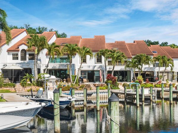 2359 Treasure Isle Drive, Unit 34, Palm Beach Gardens, FL 33410