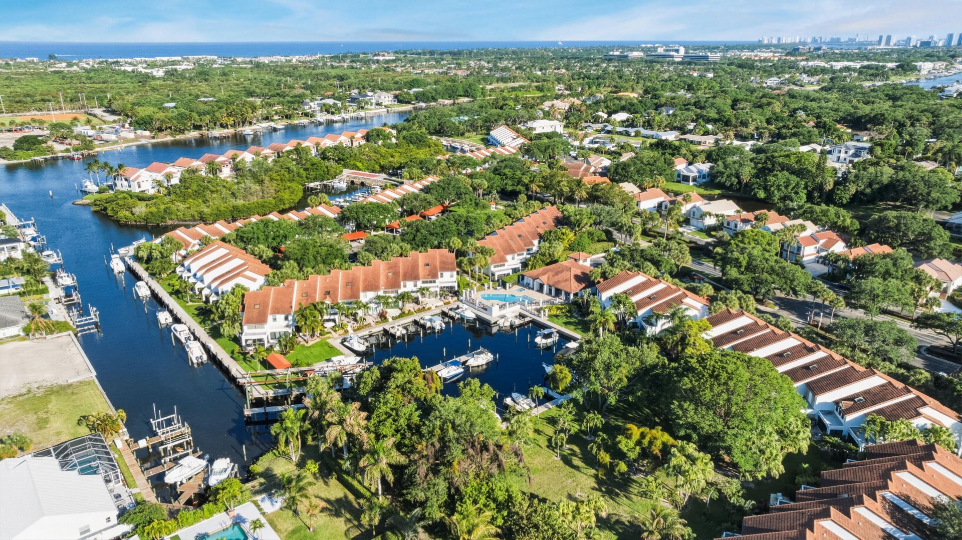 2359 Treasure Isle Drive, Unit 34, Palm Beach Gardens, FL 33410 Photo