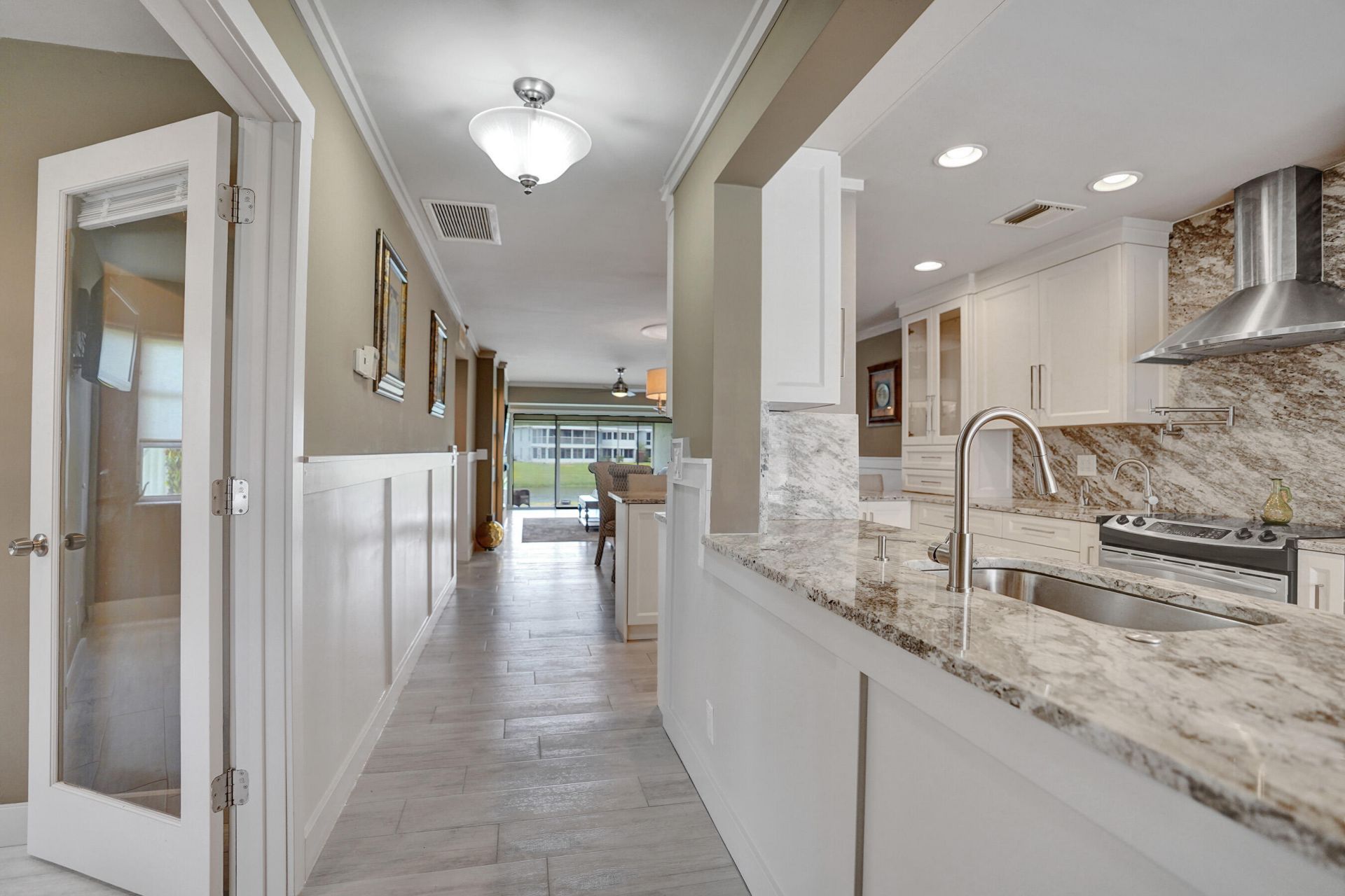 2820 SW 13th Street, Unit 101, Delray Beach, FL 33445 Photo