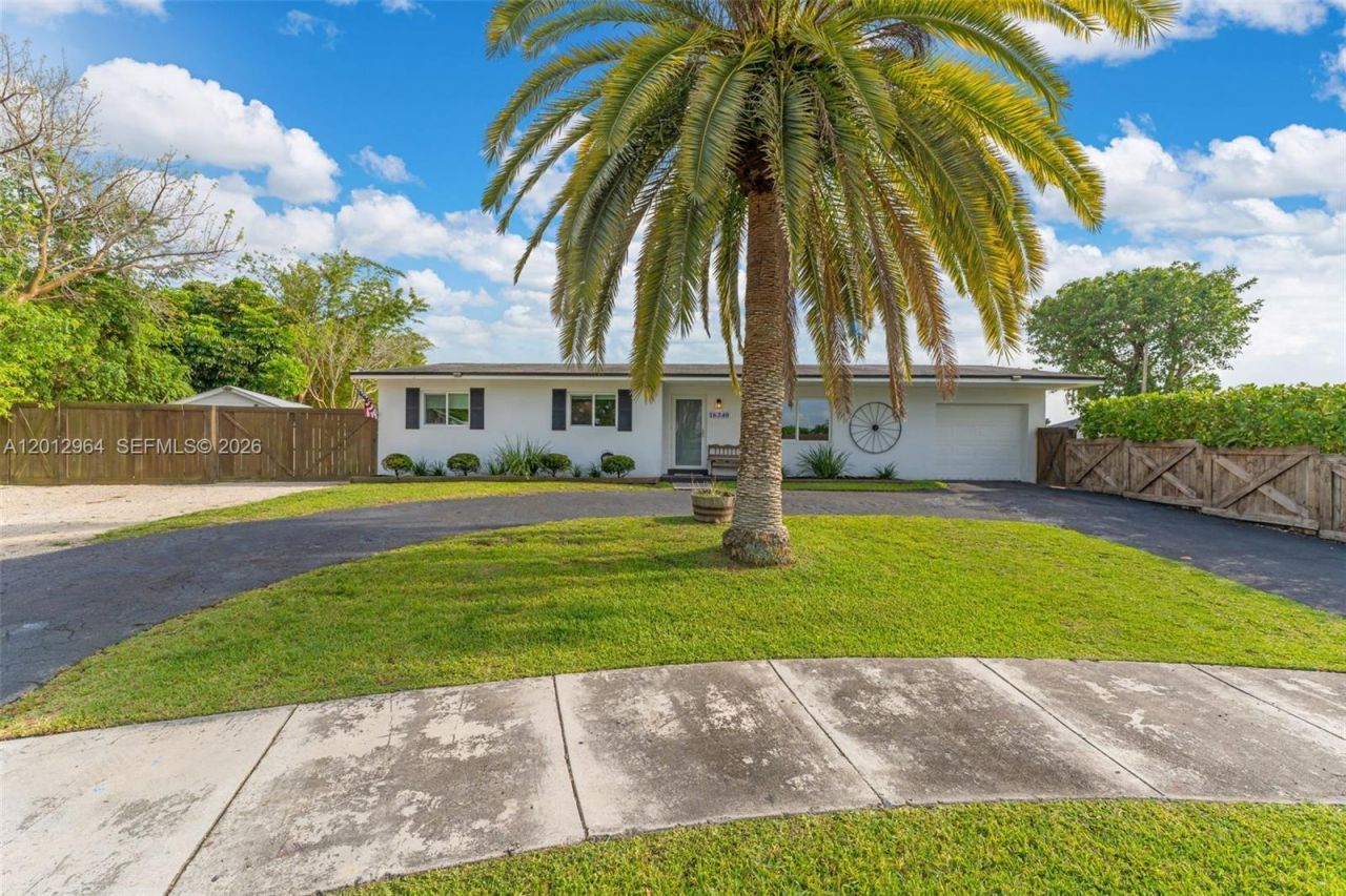 16340 SW 276th Ter, Homestead, FL 33031 Main Photo