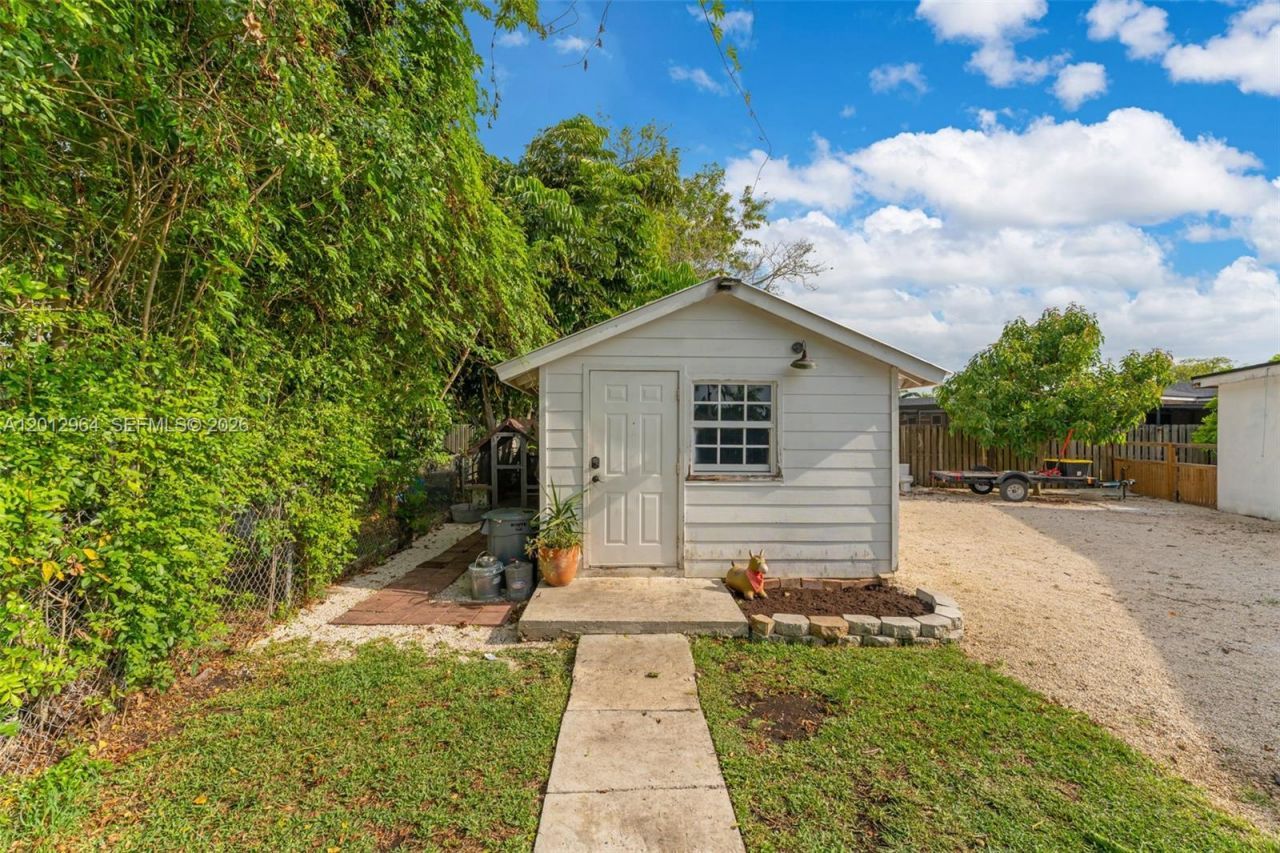 16340 SW 276th Ter, Homestead, FL 33031 Photo