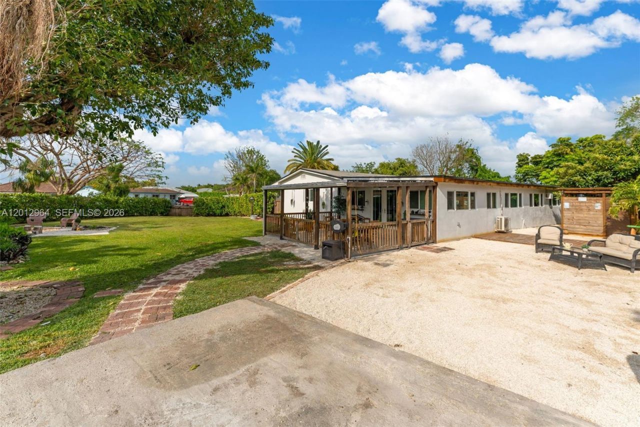 16340 SW 276th Ter, Homestead, FL 33031 Photo