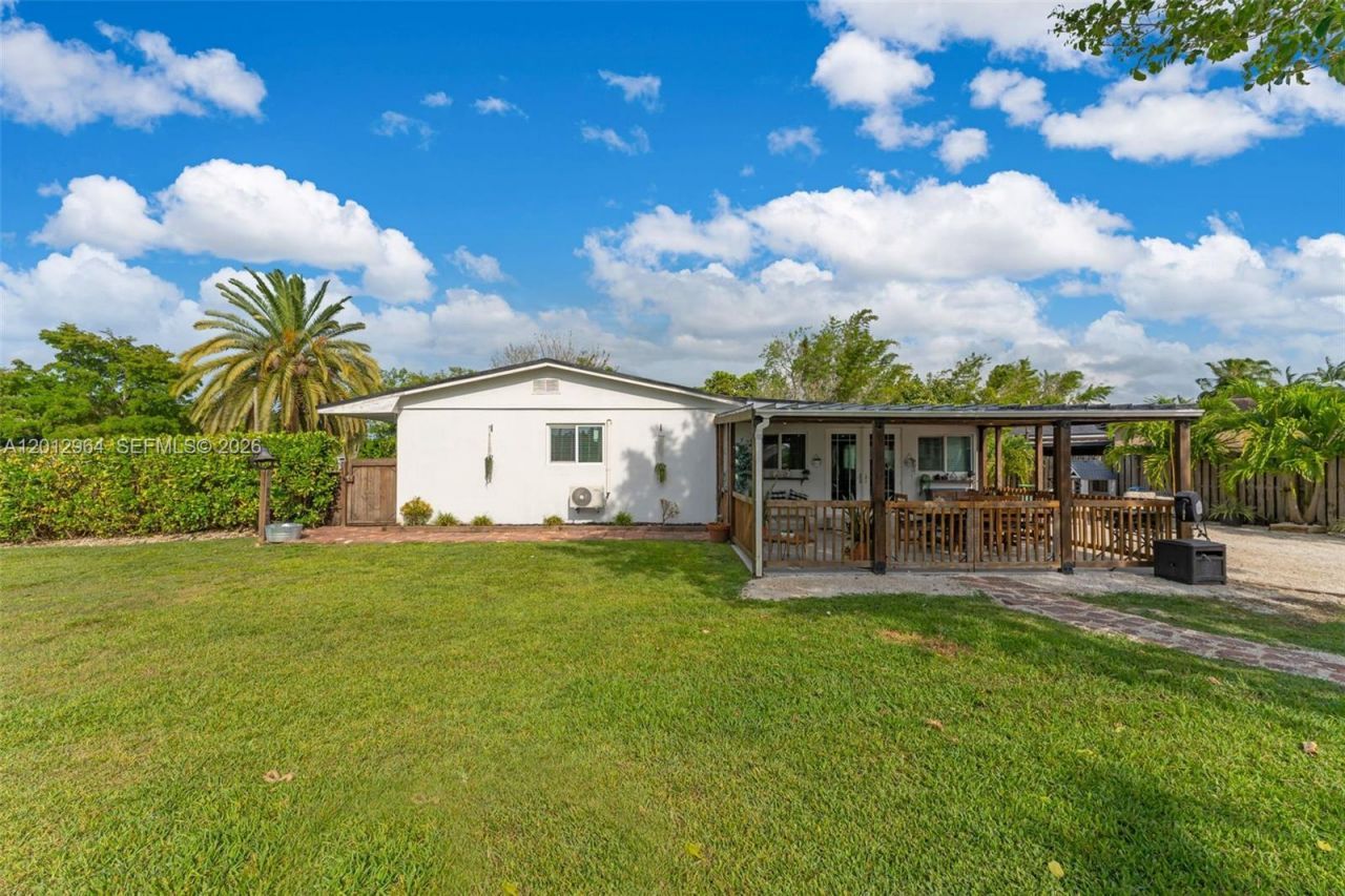 16340 SW 276th Ter, Homestead, FL 33031 Photo