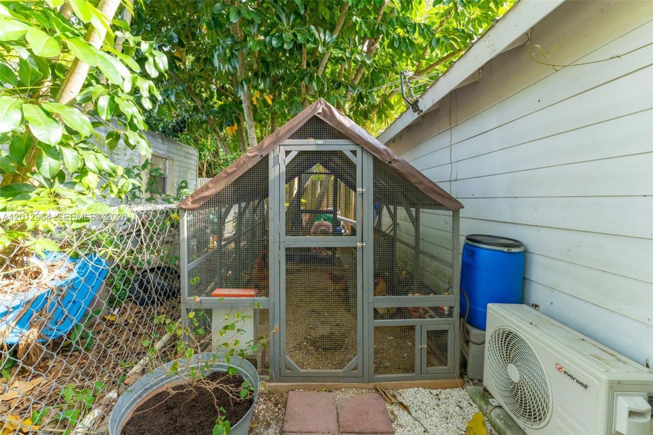 16340 SW 276th Ter, Homestead, FL 33031 Photo