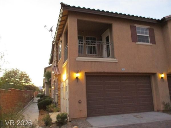 8421 INSIGNIA Avenue , Unit 101, Las Vegas, NV 89178