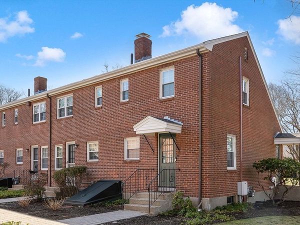 39 Charlesbank Rd, Unit 39, Newton, MA 02458