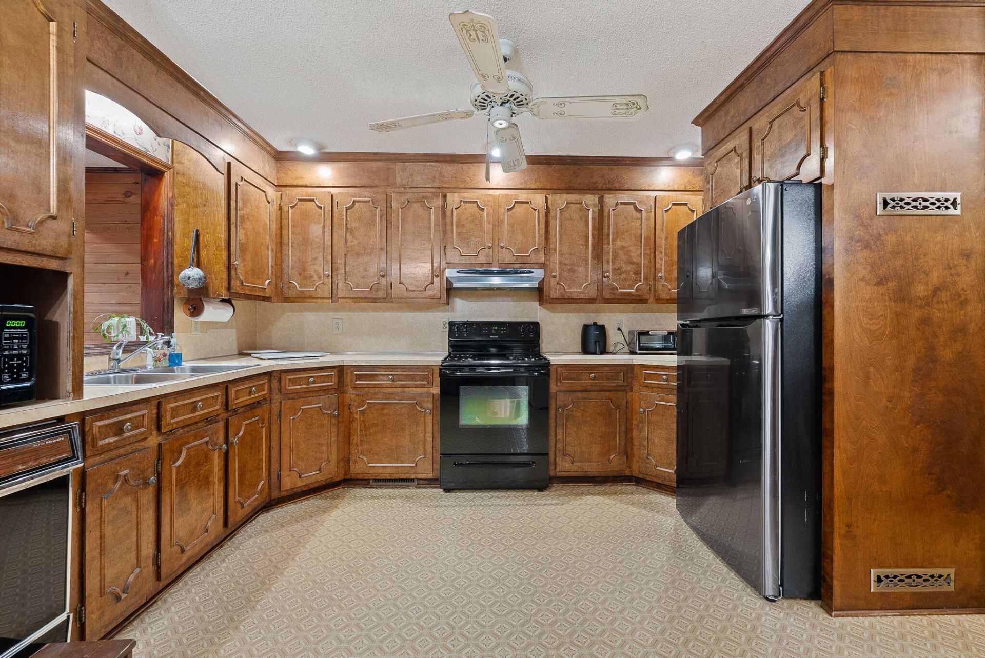 1807 Perch Road Photo 18