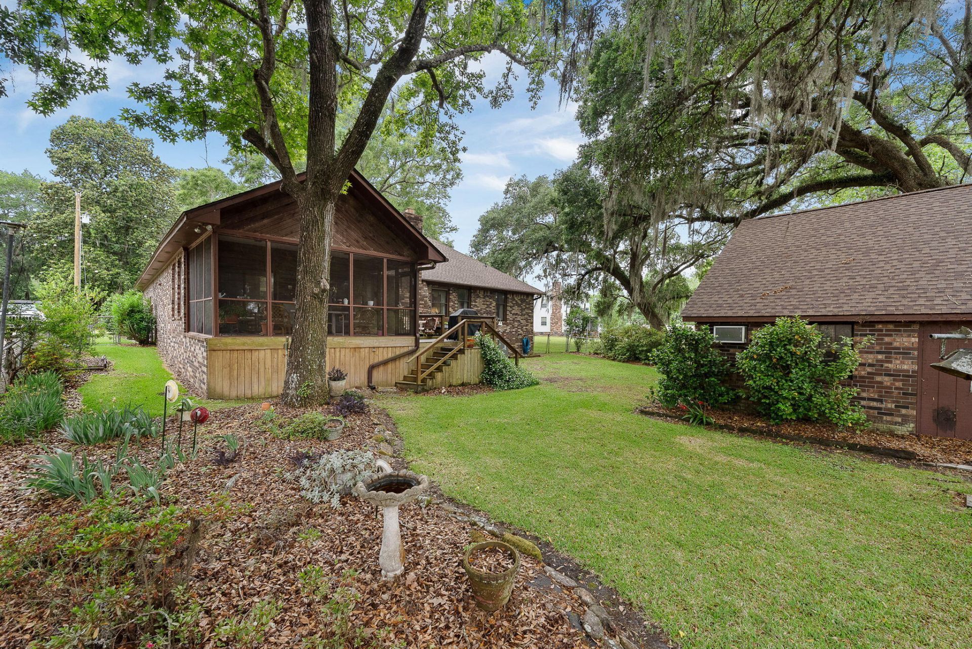 1807 Perch Road Photo 4