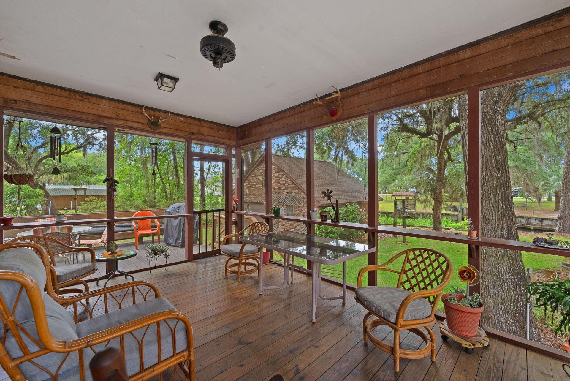 1807 Perch Road Photo 9