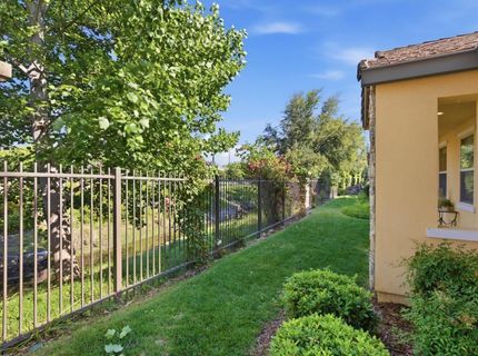 1017 Cabris Ln, Roseville, CA 95747 Photo