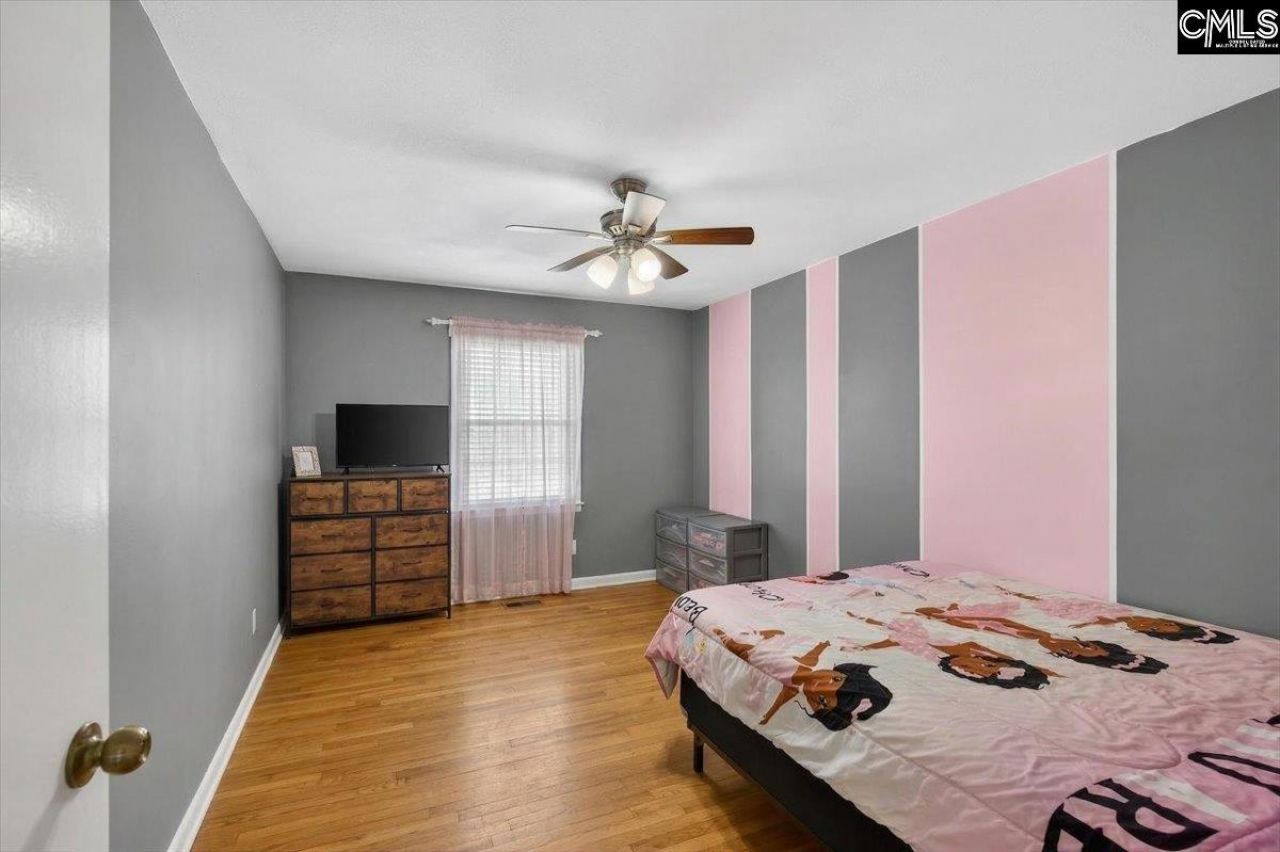 962 Sherwood Circle Photo 13