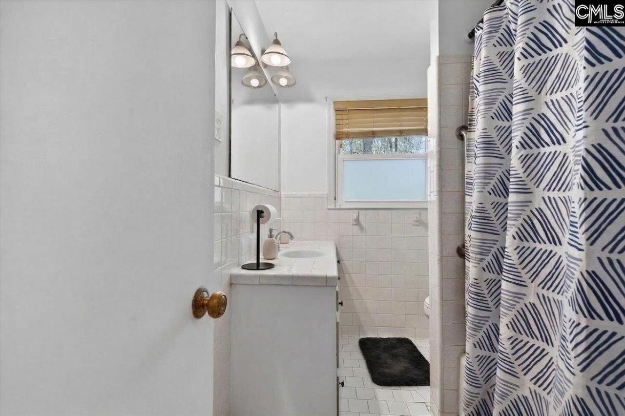 962 Sherwood Circle Photo 25