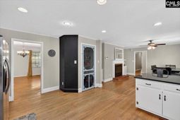 962 Sherwood Circle photo 4