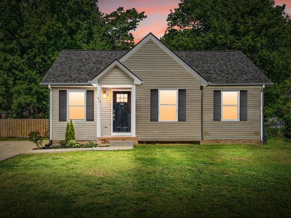 414 Donna Dr, Clarksville, TN 37042