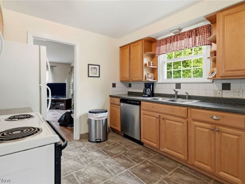 1207 Western Avenue SW, Canton, OH 44710 Photo 11