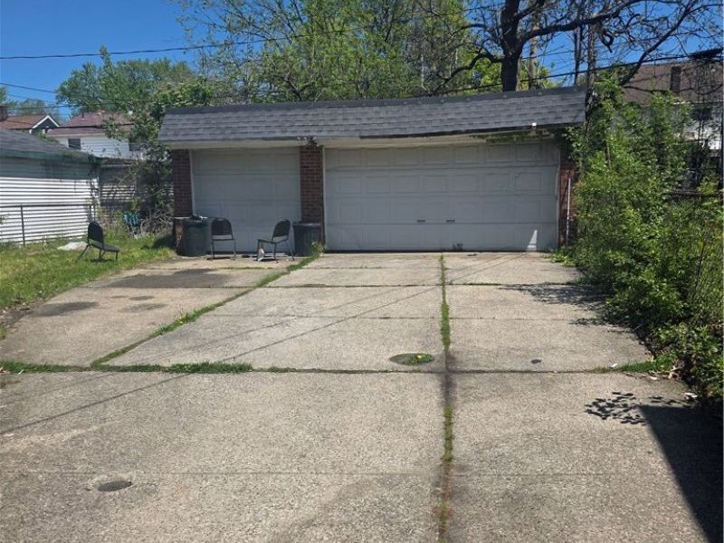 3045 Livingston Road, Cleveland, OH 44120 Photo 2