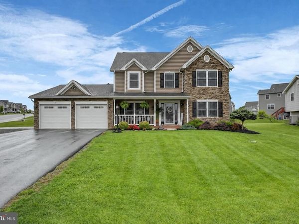 717 SOUTHWOOD DRIVE, SHIPPENSBURG, PA 17257