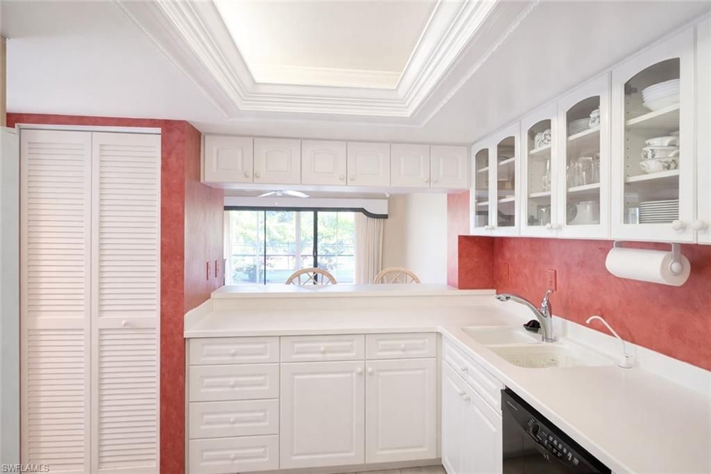 6979 Winkler Rd, Unit 111, Fort Myers, FL 33919 Photo