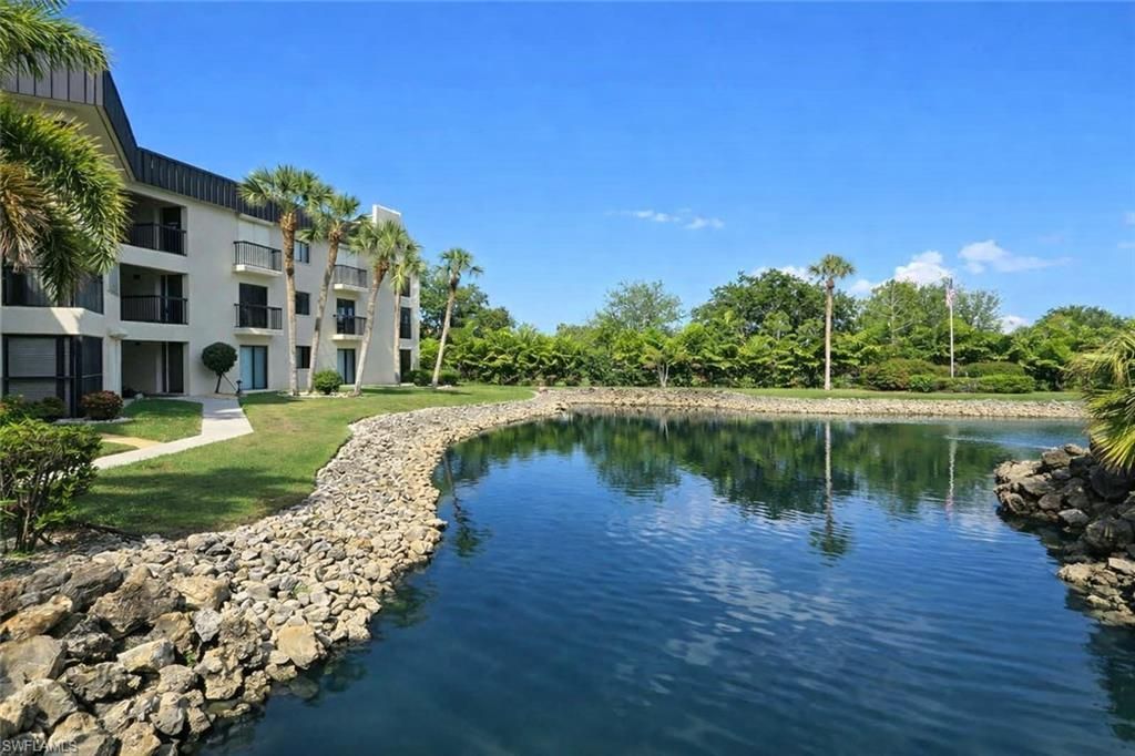 6979 Winkler Rd, Unit 111, Fort Myers, FL 33919 Photo