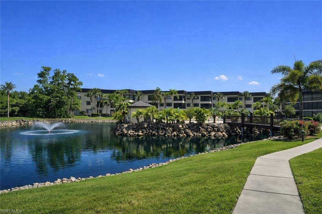 6979 Winkler Rd, Unit 111, Fort Myers, FL 33919 Photo