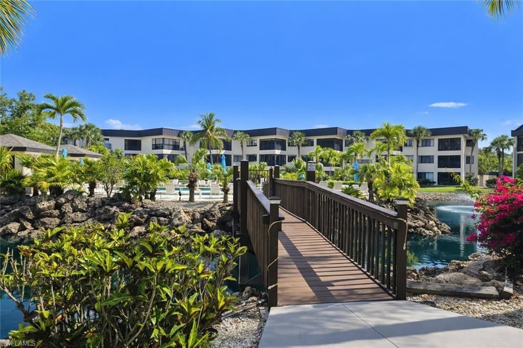 6979 Winkler Rd, Unit 111, Fort Myers, FL 33919 Photo