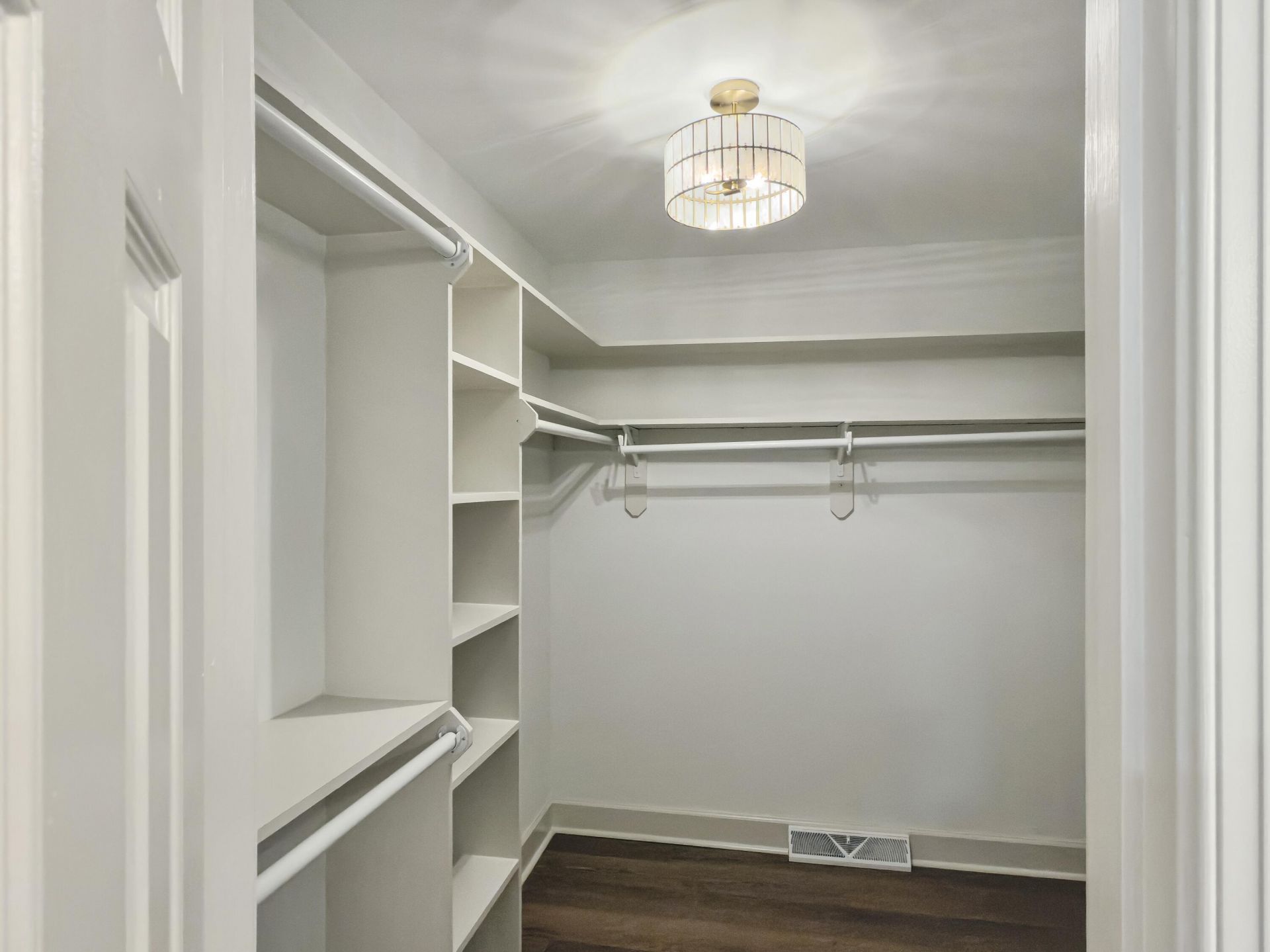 683 Serotina Court Photo 34