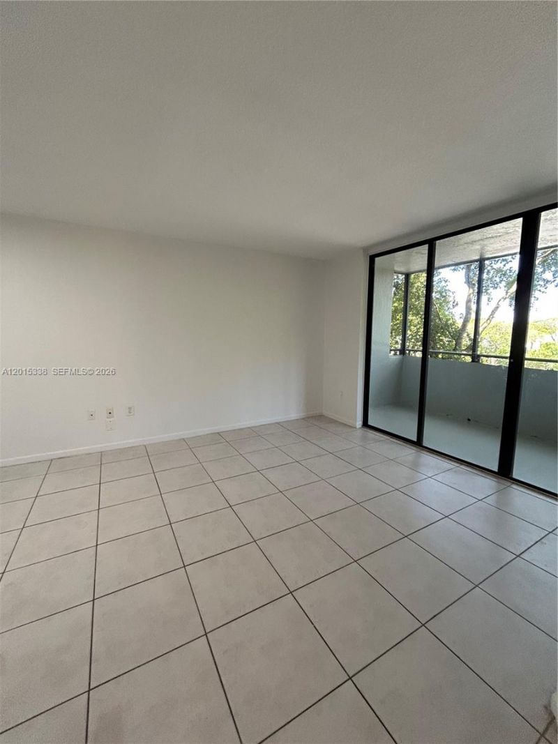 8205 SW 152nd Ave, Unit F-302, Miami, FL 33193 Photo