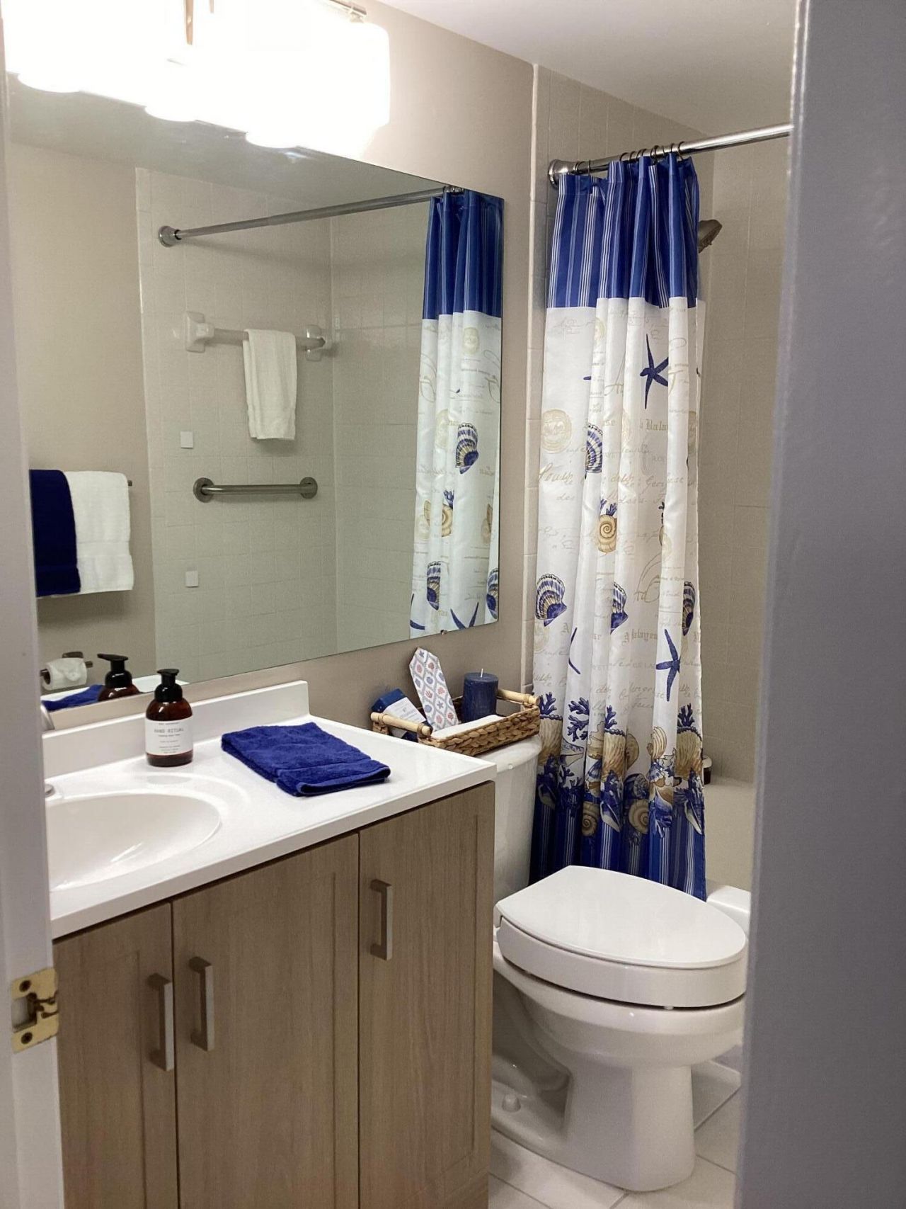 410 Pine Glen Lane, Unit B-2, Greenacres, FL 33463 Photo