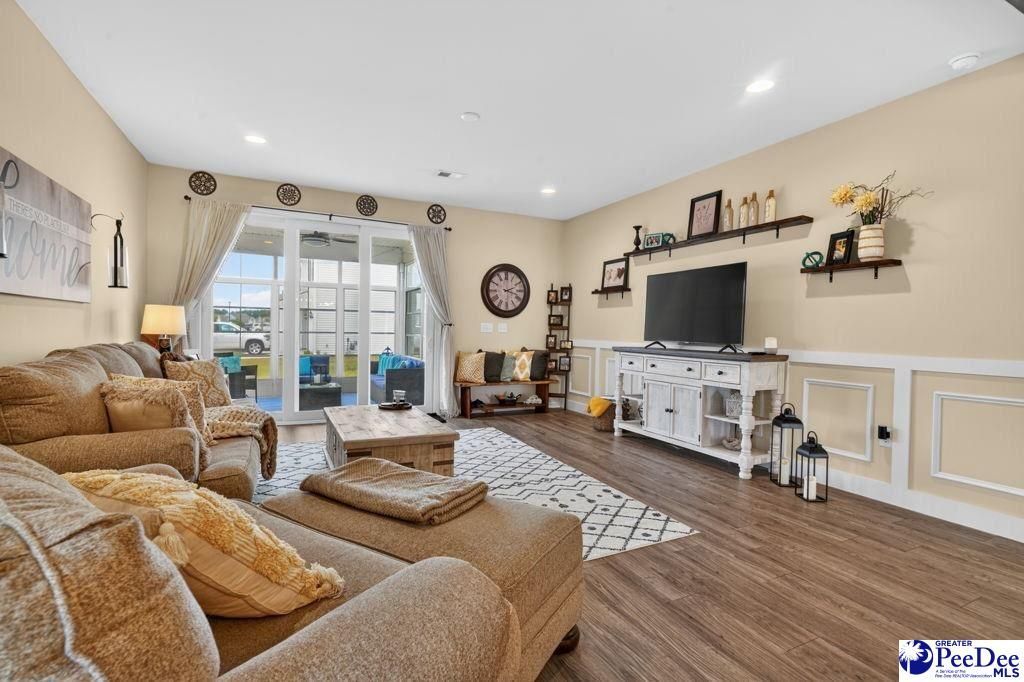 4001 Janus Drive Photo 13