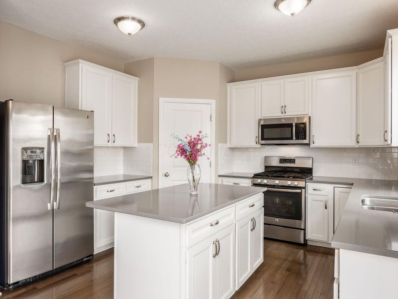 4916 Black Sycamore Drive, Columbus, OH 43231 Photo 19
